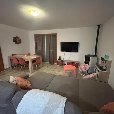 Holiday home Jolie Maison Familiale