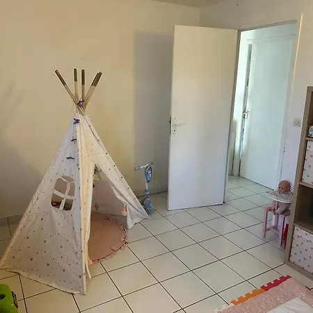 Jolie Maison Familiale * Tourrettes